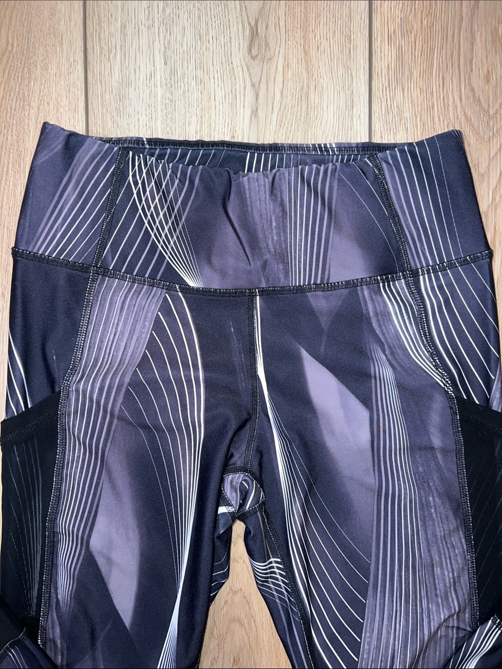 Joe Fresh Black Leggings with White Pinstripes - Picture 3 of 13